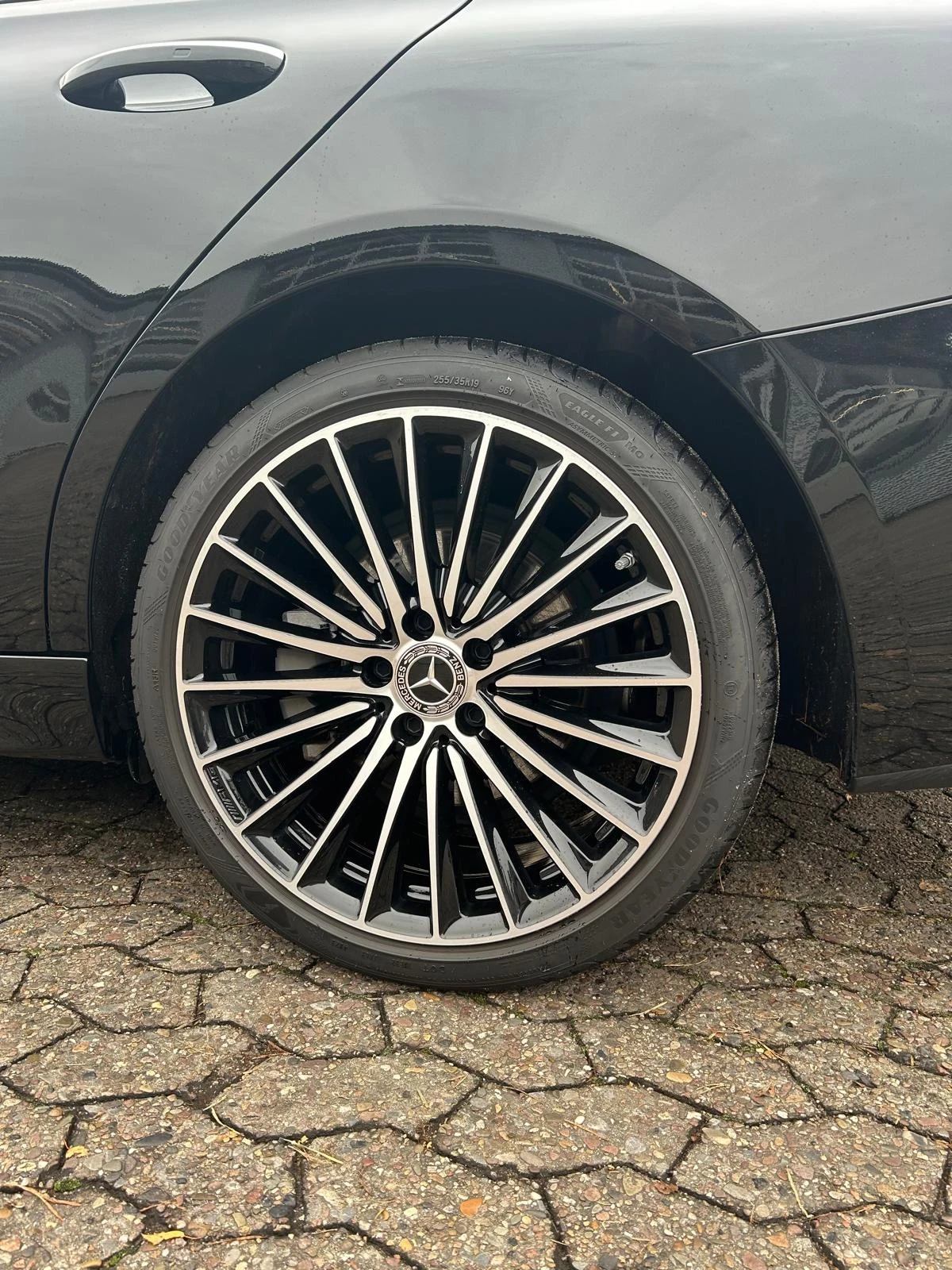 Mercedes-Benz C 300, снимка 8 - Автомобили и джипове - 55053065