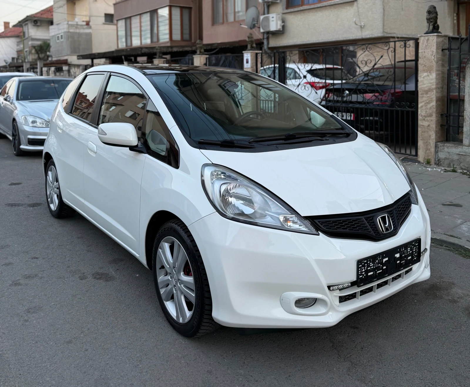 Honda Jazz 1.4i Exclusive ШВЕЙЦАРИЯ 100% РЕАЛЕН ВИДЕО ЛИЗИНГ