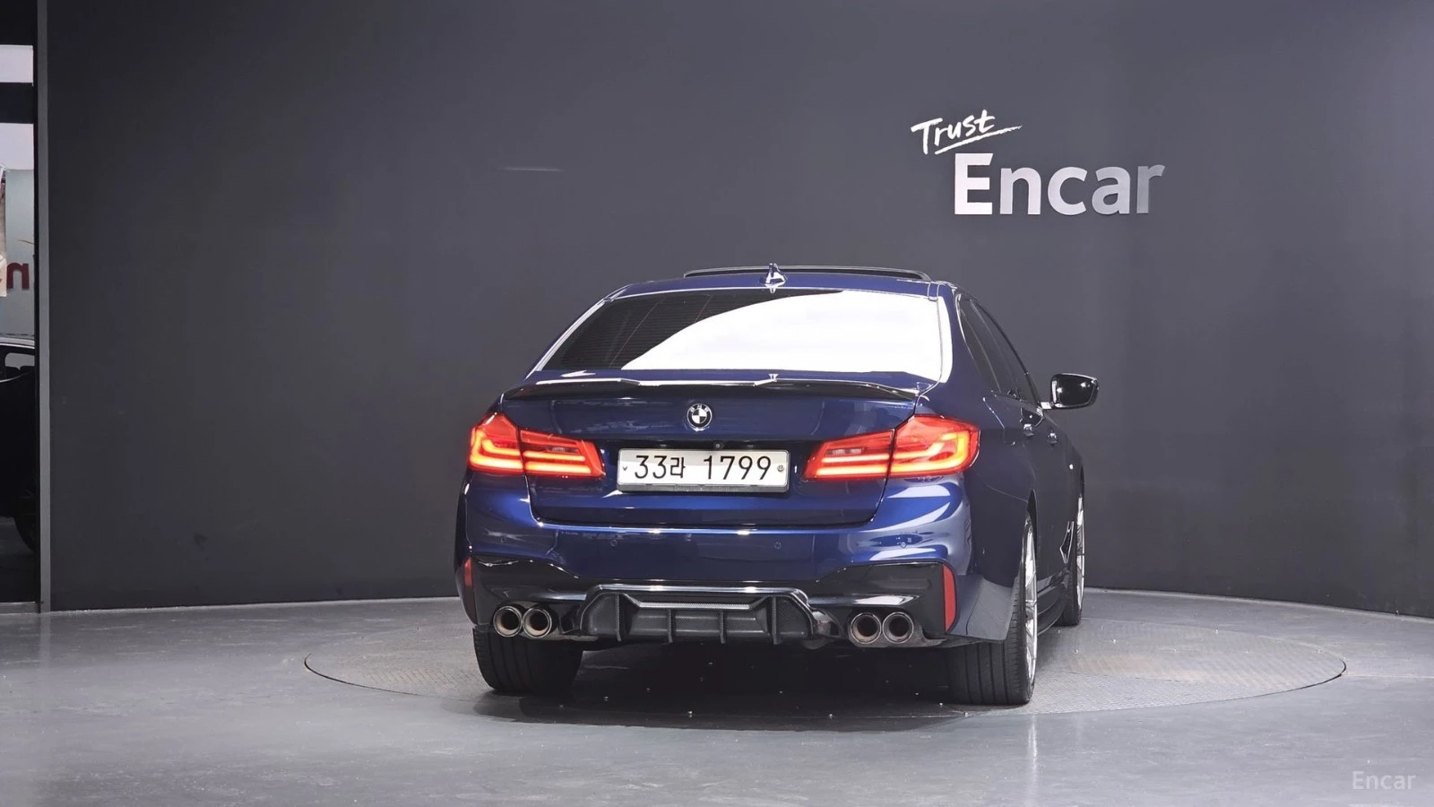 BMW 530 d/M-SPORT/DRIVE-ASSISTS, снимка 4 - Автомобили и джипове - 55688370