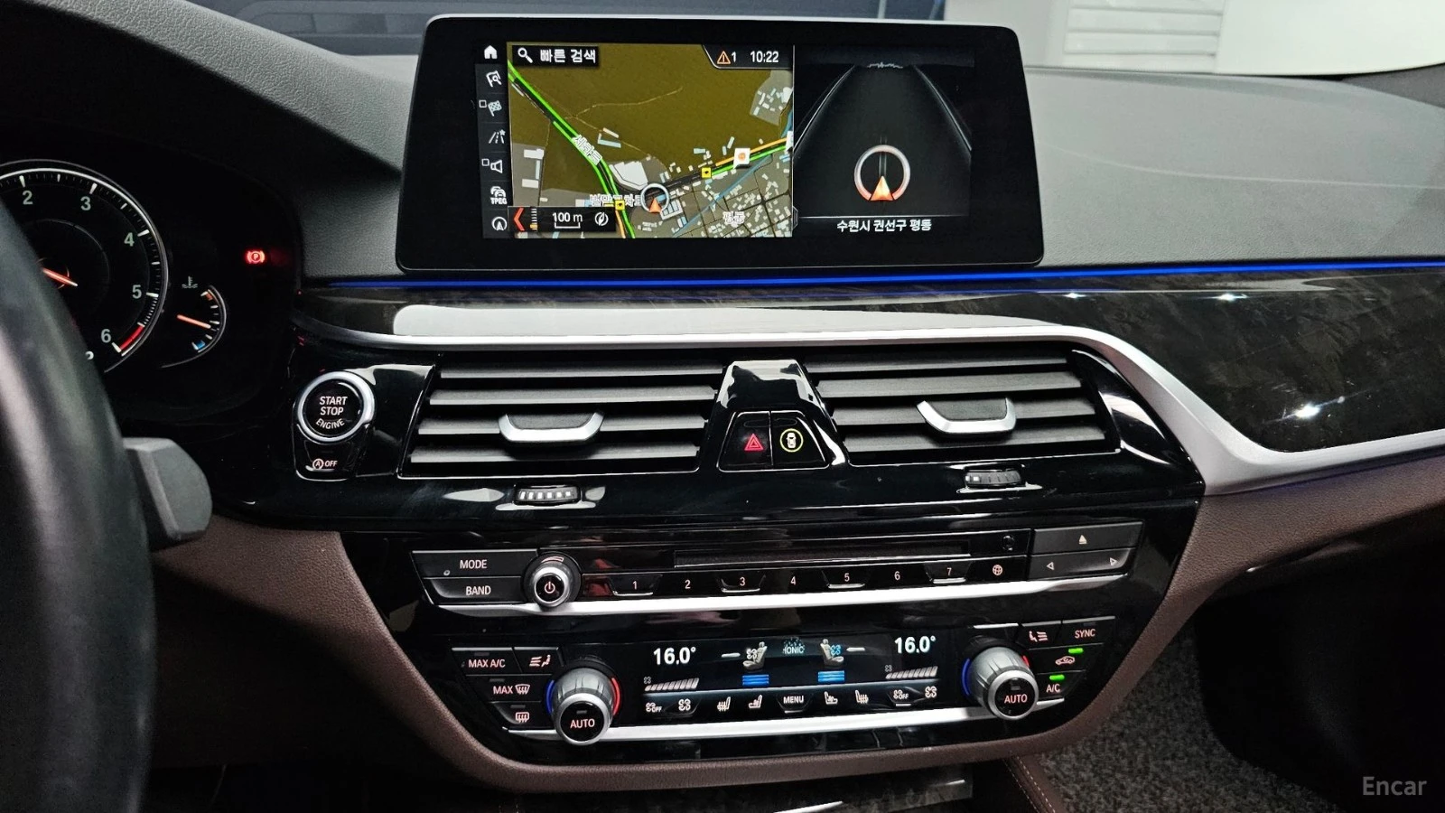 BMW 530 d/M-SPORT/DRIVE-ASSISTS, снимка 9 - Автомобили и джипове - 55688370