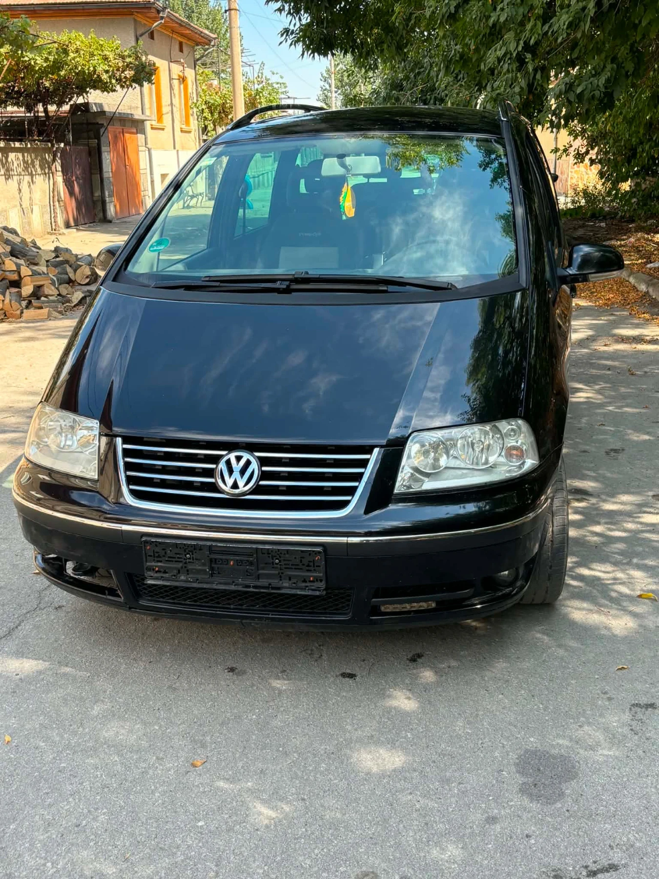 VW Sharan