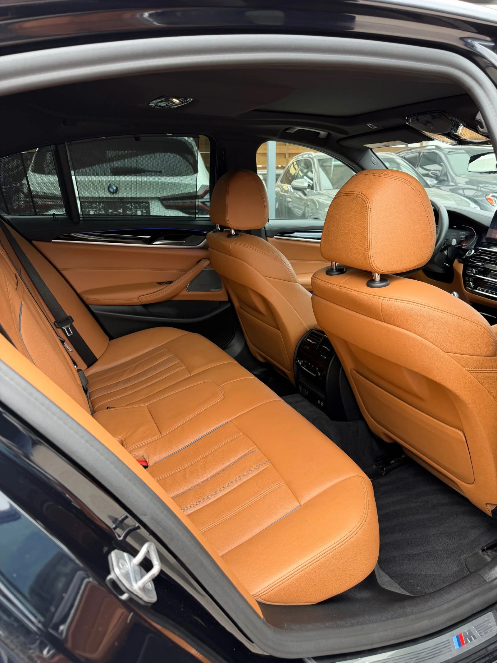 BMW 540 M-pack xDrive , снимка 12 - Автомобили и джипове - 56059943