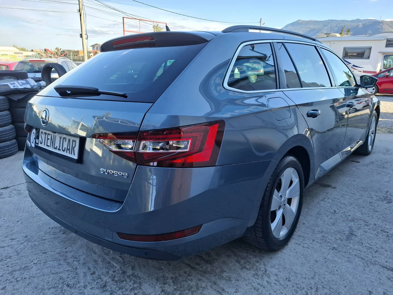 Skoda Superb 1.8i-АВТОМАТИК, снимка 6 - Автомобили и джипове - 56217413