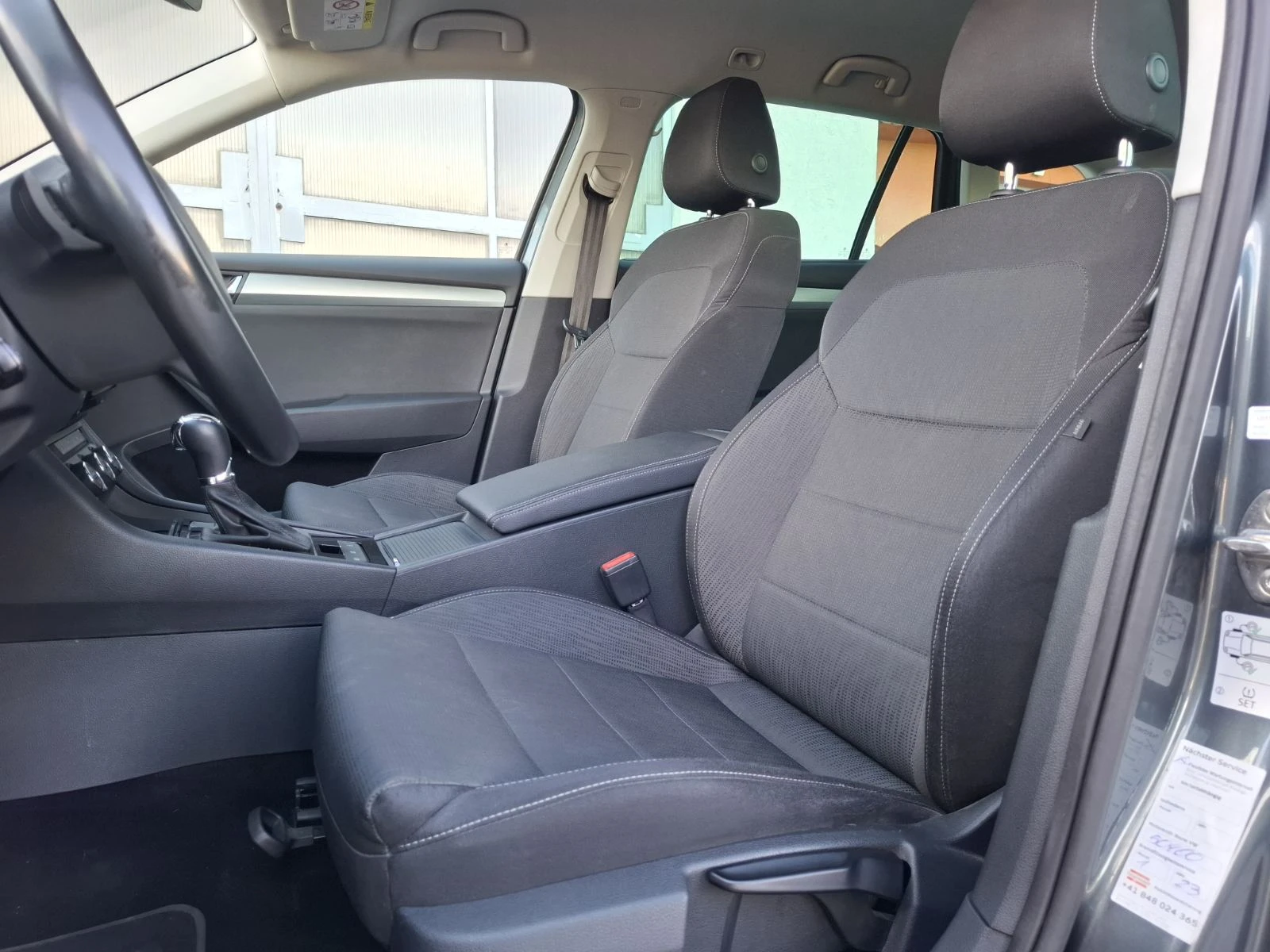 Skoda Superb 1.8i-АВТОМАТИК, снимка 10 - Автомобили и джипове - 56217413