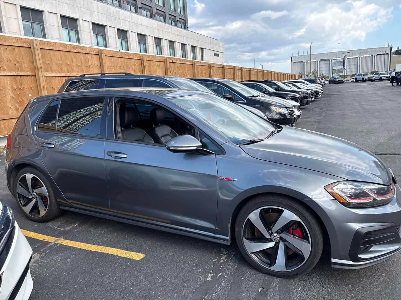 VW Golf GTI 5 door DSG | CARFAX | ����������  | Mobile.bg � ����������� 4