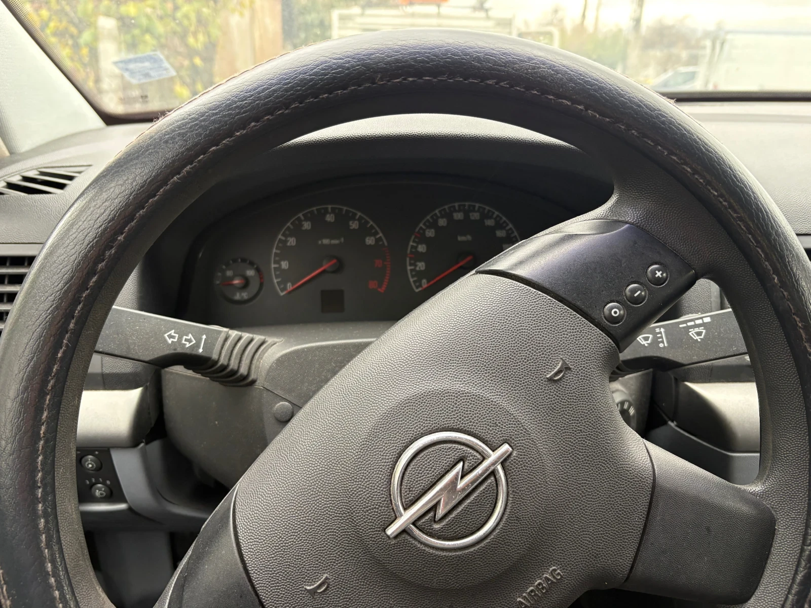 Opel Vectra 1.8, снимка 9 - Автомобили и джипове - 56679668