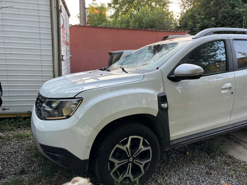 Dacia Duster ГАЗ- ЛЕД, снимка 2 - Автомобили и джипове - 46544849