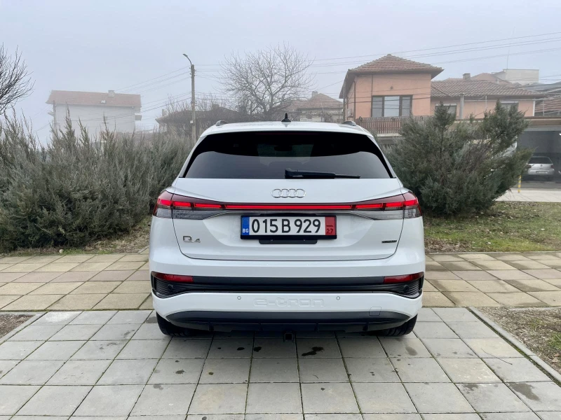 Audi Q4 55e-tron* Prestige* Quattro* S-Line* Matrix* Sonos, снимка 7 - Автомобили и джипове - 49590780