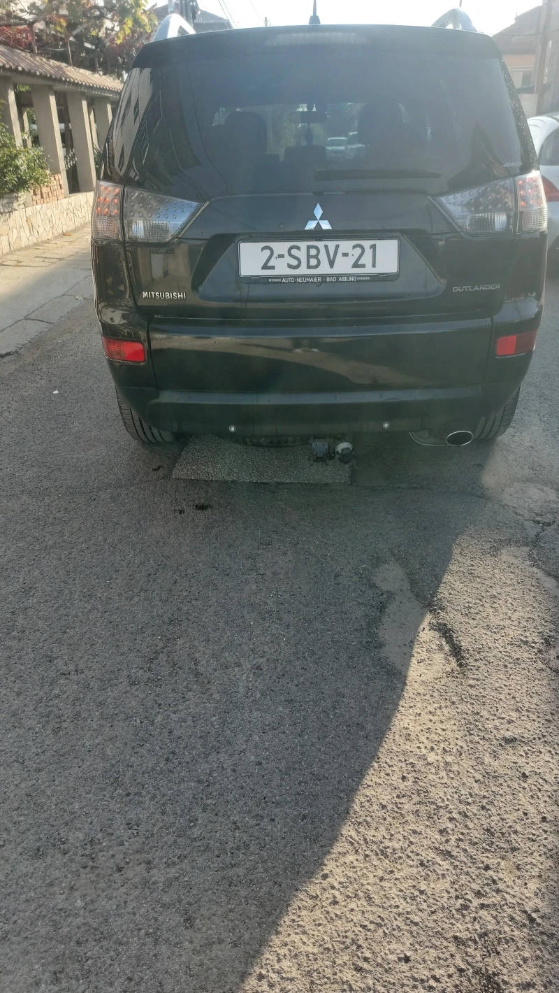 Mitsubishi Outlander Бензин 4х4 ръчка, снимка 6 - Автомобили и джипове - 52130931