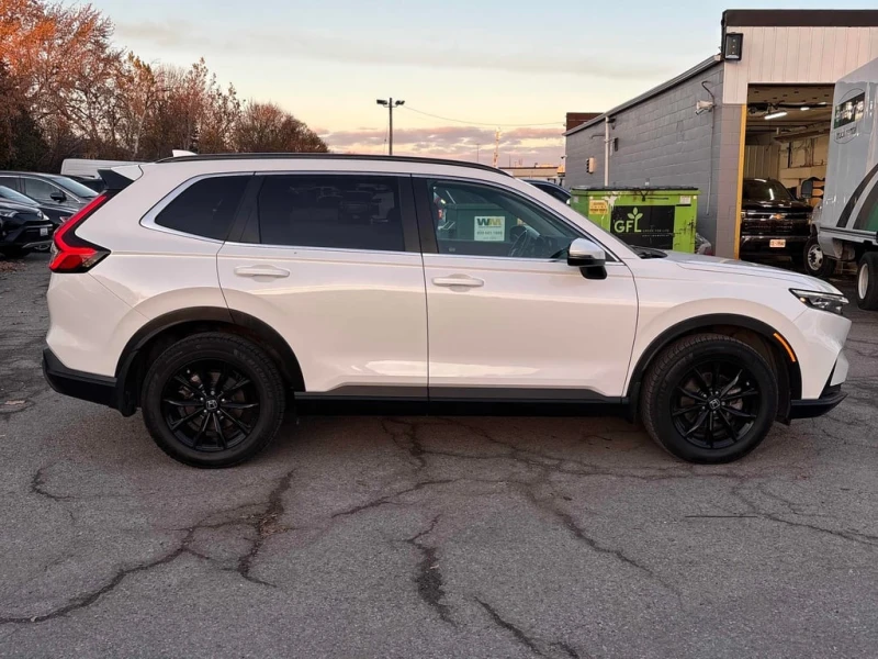 Honda Cr-v * Sport * CARFAX * БЕЗ ПЪРВОНАЧАЛНА ВНОСКА, снимка 3 - Автомобили и джипове - 52777155