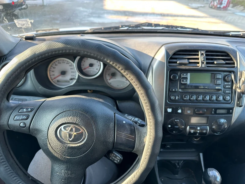 Toyota Rav4 2.0i LPG, снимка 10 - Автомобили и джипове - 53135701