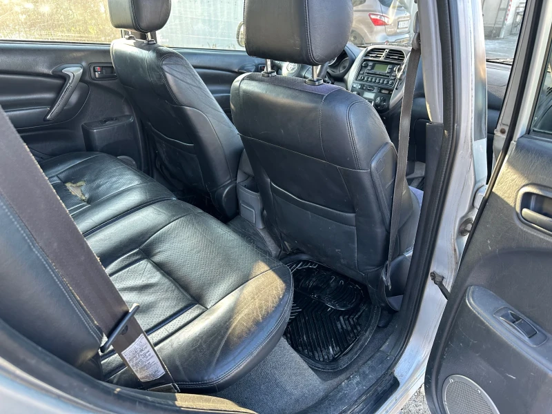 Toyota Rav4 2.0i LPG, снимка 8 - Автомобили и джипове - 53135701