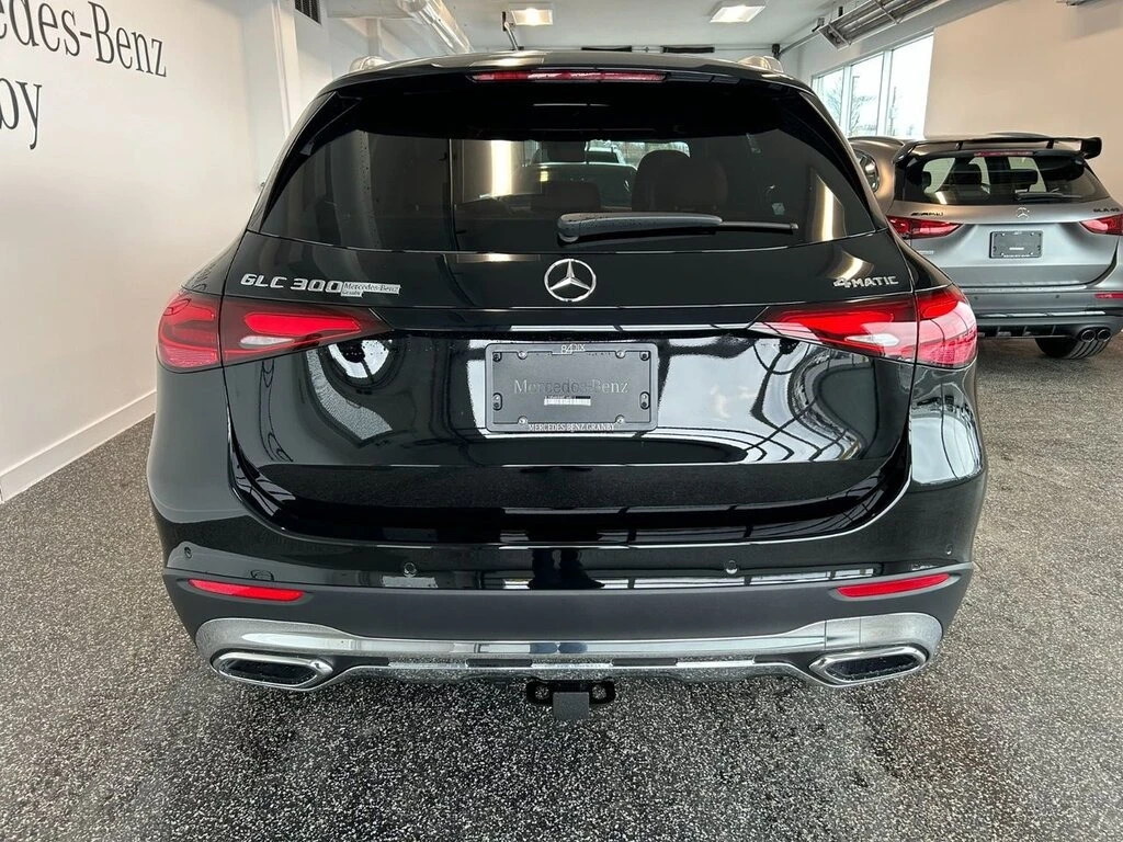 Mercedes-Benz GLC 300 4MATIC SUV  - изображение 5