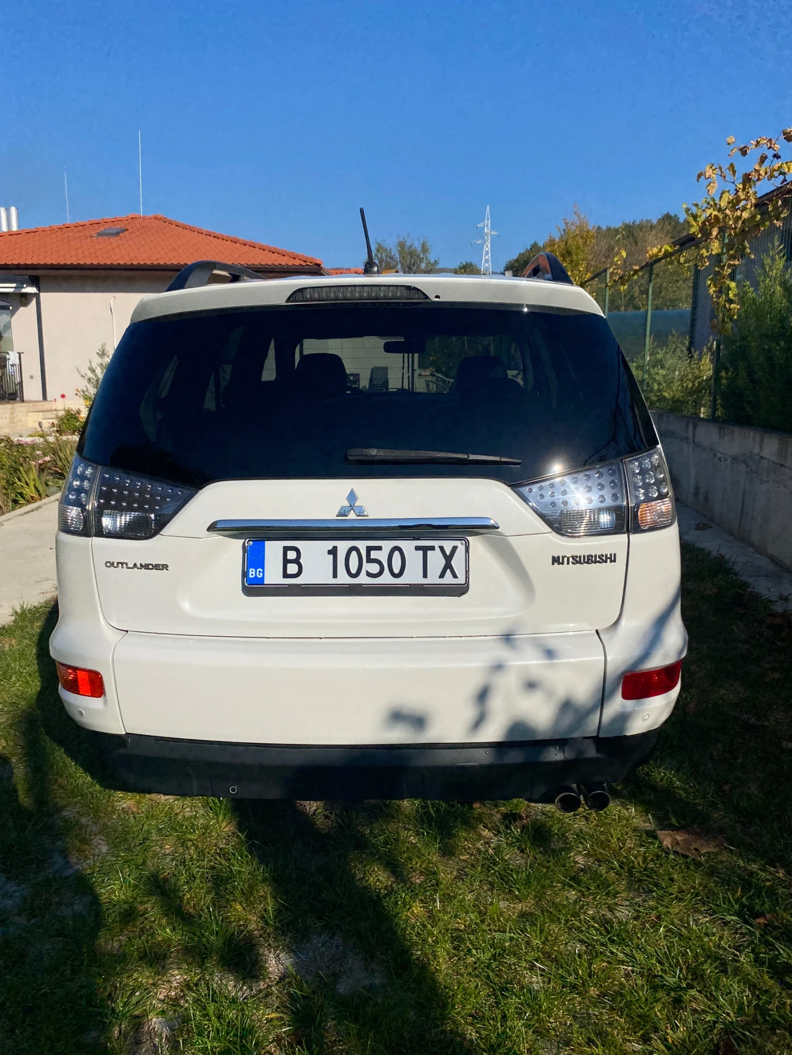 Mitsubishi Outlander 2.2D 4x4 6+ 1  - изображение 4