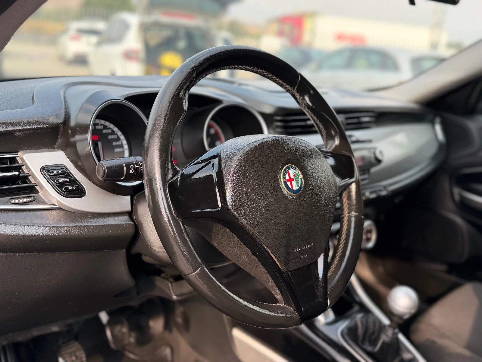 Alfa Romeo Giulietta = ИТАЛИЯ= 1.6 JTDm-105= , снимка 14 - Автомобили и джипове - 49653854