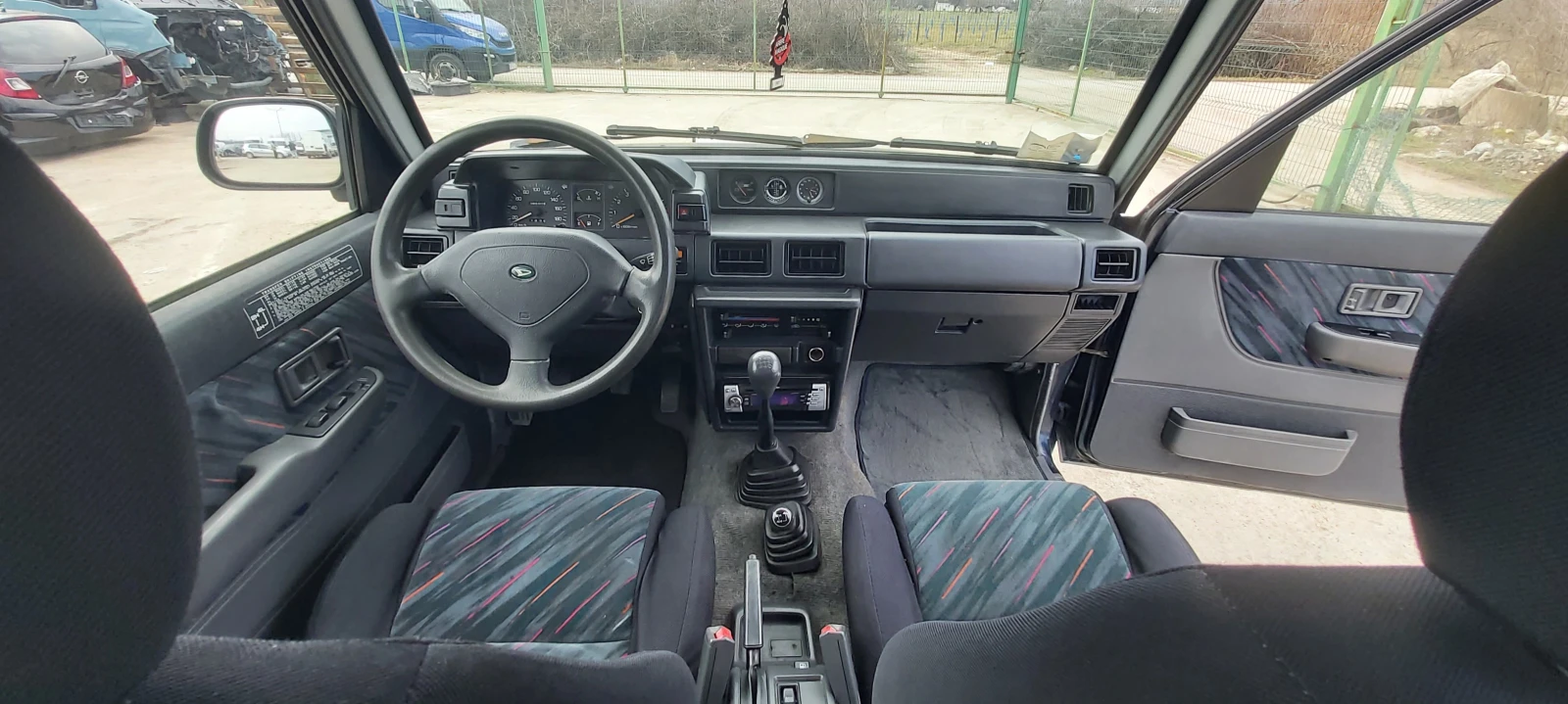 Daihatsu Feroza 1.6i-16V-ITALIA-GAZ, снимка 10 - Автомобили и джипове - 54147820
