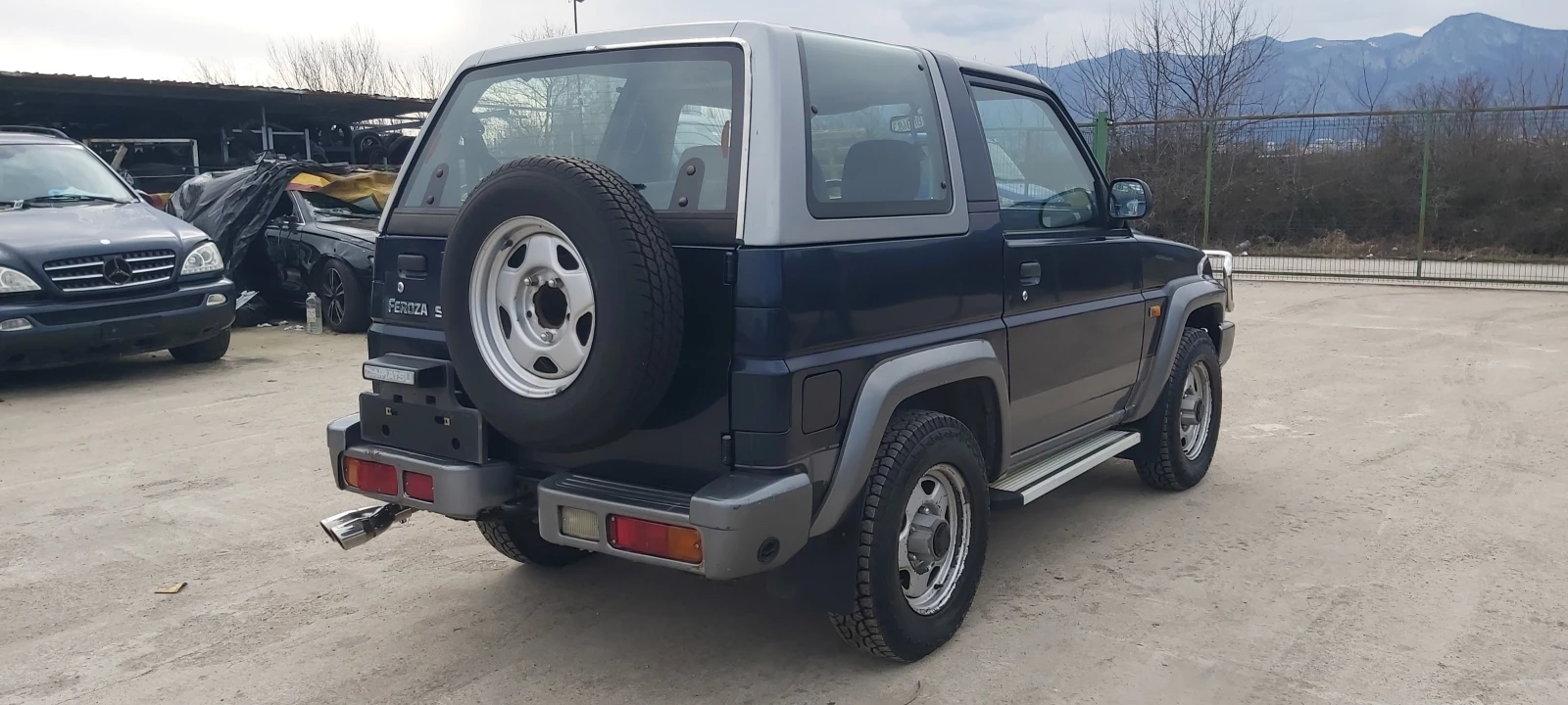 Daihatsu Feroza 1.6i-16V-ITALIA-GAZ, снимка 5 - Автомобили и джипове - 54147820