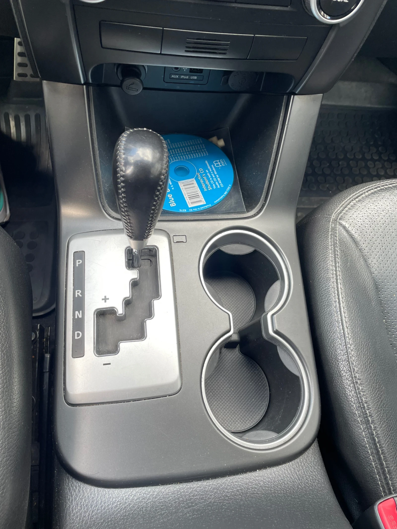 Kia Sorento, снимка 4 - Автомобили и джипове - 54493074