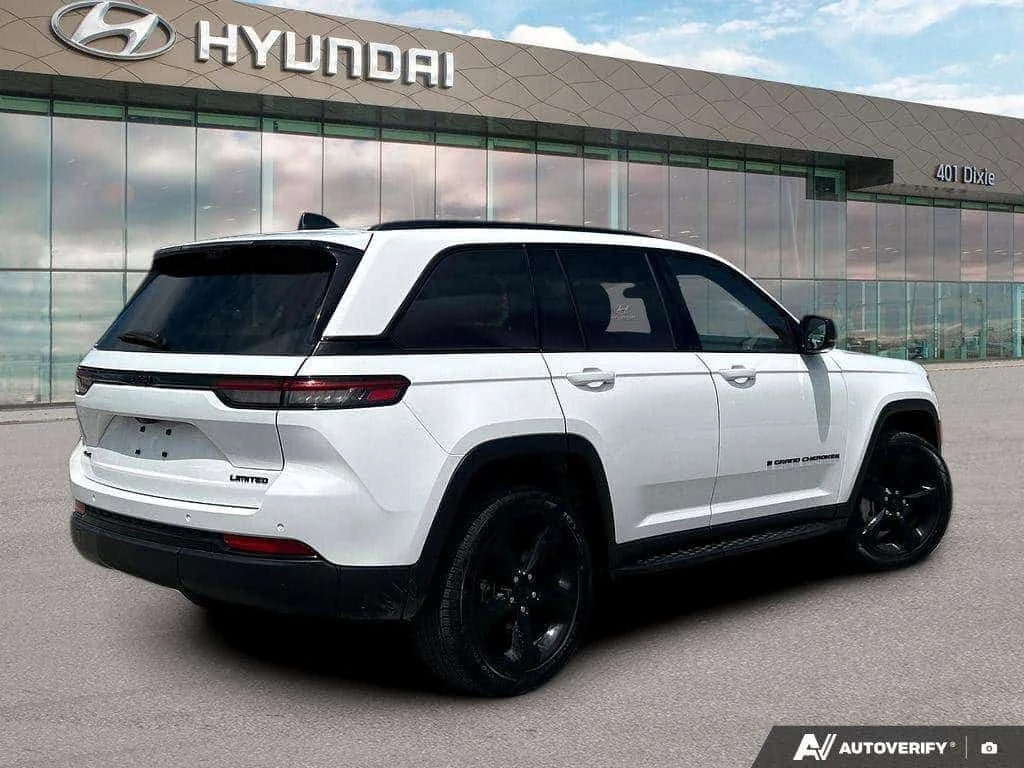 Jeep Grand cherokee * Limited 4x4 | 2 Keys | Leather | Moonroof * CARF, снимка 4 - Автомобили и джипове - 54896303