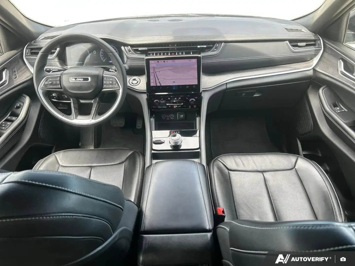 Jeep Grand cherokee * Limited 4x4 | 2 Keys | Leather | Moonroof * CARF, снимка 9 - Автомобили и джипове - 54896303