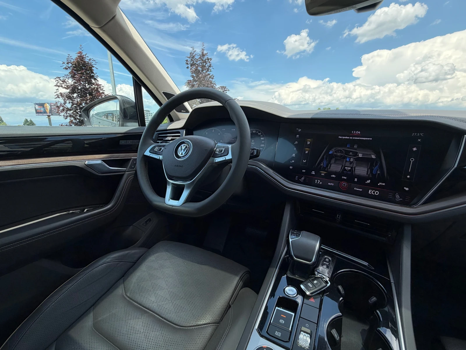 VW Touareg, снимка 11 - Автомобили и джипове - 54945826