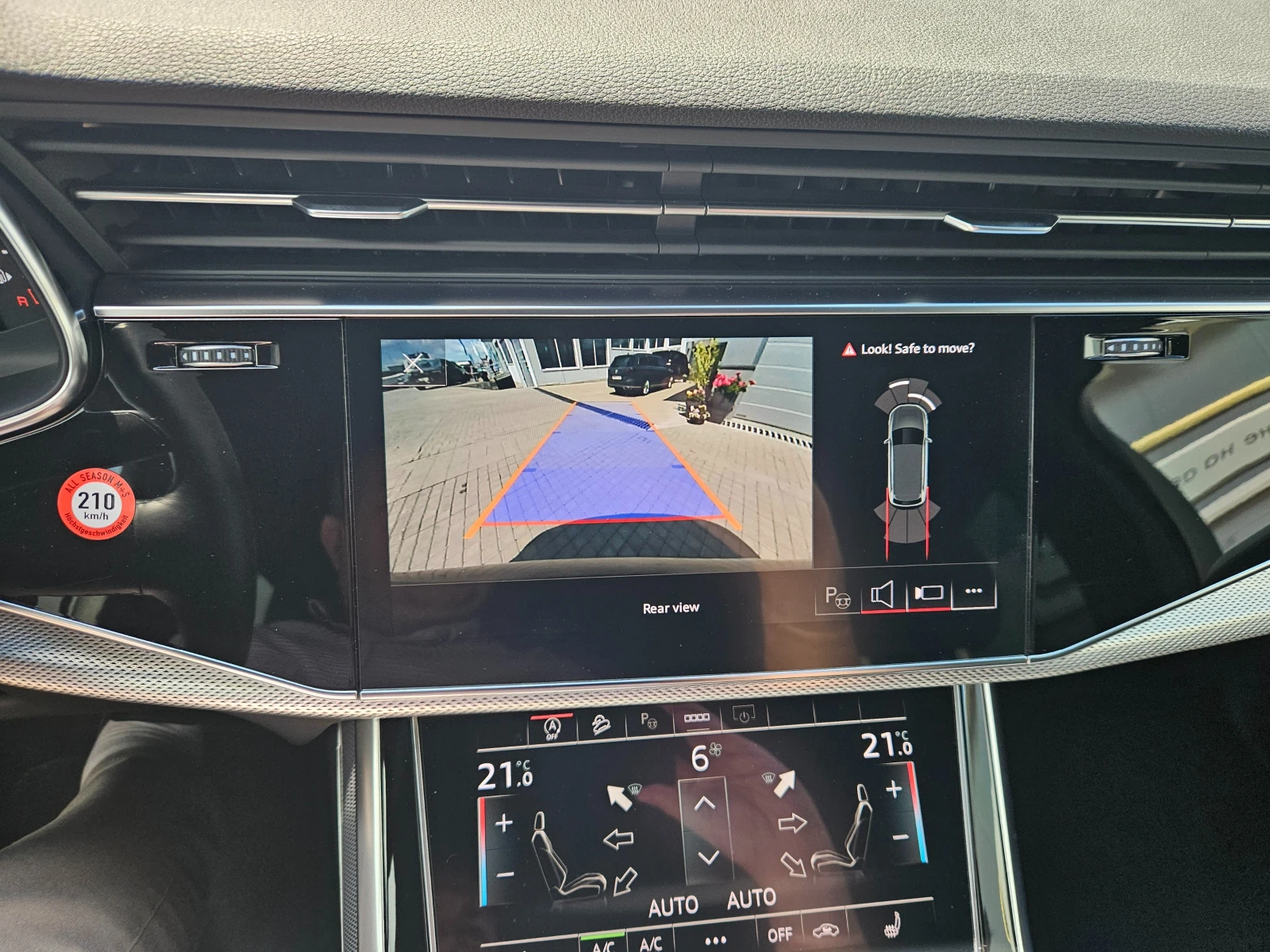 Audi Q7, снимка 7 - Автомобили и джипове - 55347021