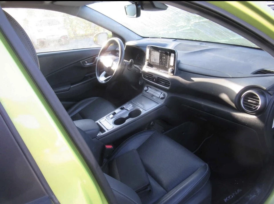 Hyundai Kona 64kwh . 142000km ТЕРМОПОМПА, снимка 4 - Автомобили и джипове - 56320472