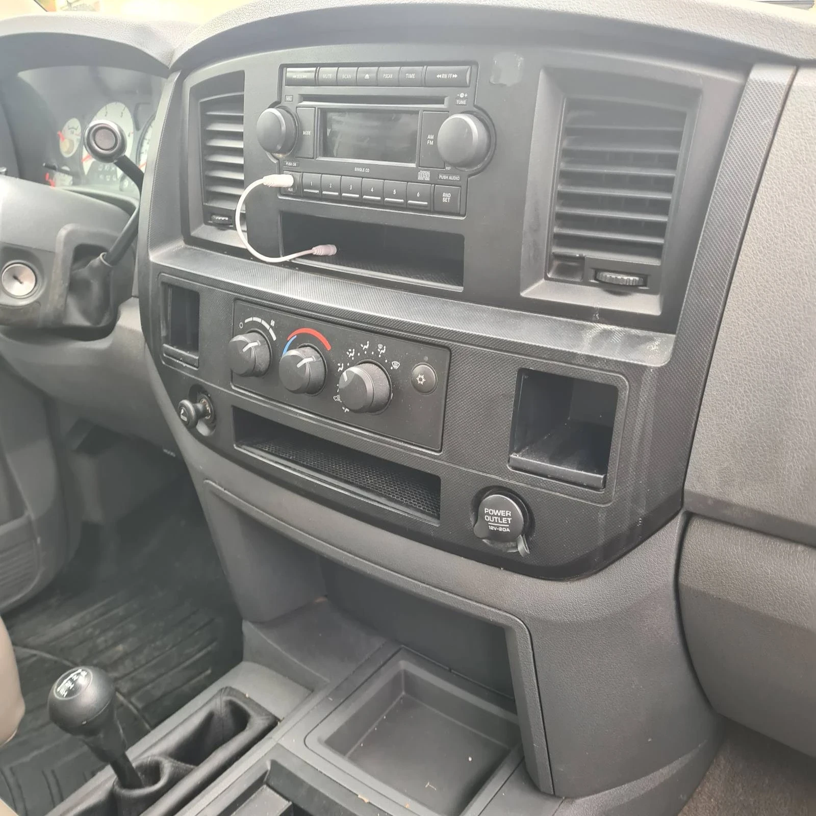 Dodge RAM 2500, снимка 7 - Автомобили и джипове - 56704499