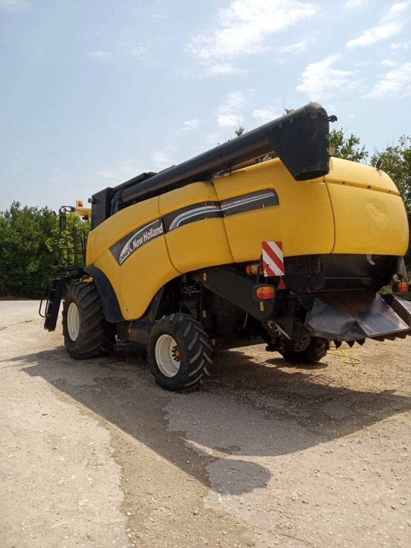 Комбайн New Holland CX840, снимка 13 - Селскостопанска техника - 48239641