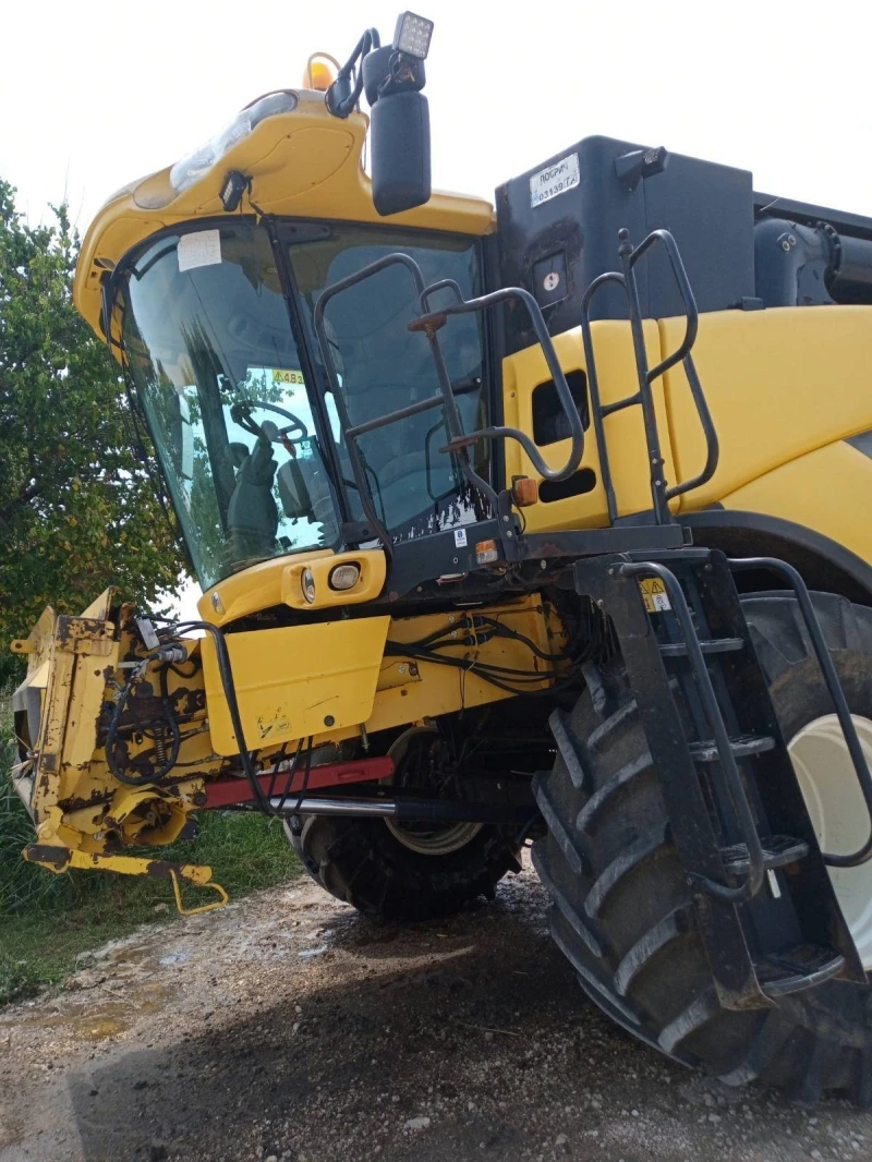 Комбайн New Holland CX840, снимка 6 - Селскостопанска техника - 49493236