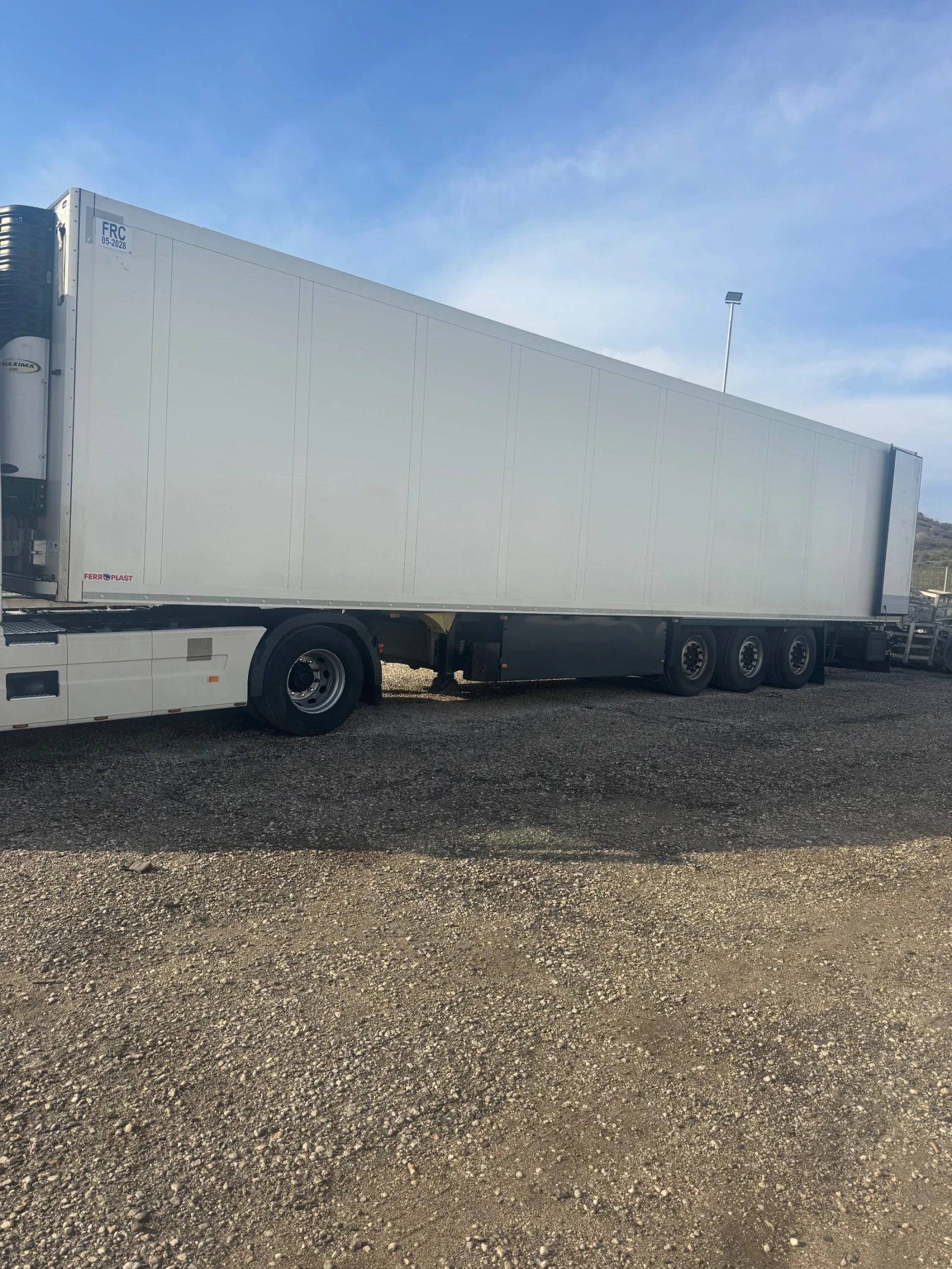 Полуремарке Schmitz, снимка 3 - Ремаркета - 53724081