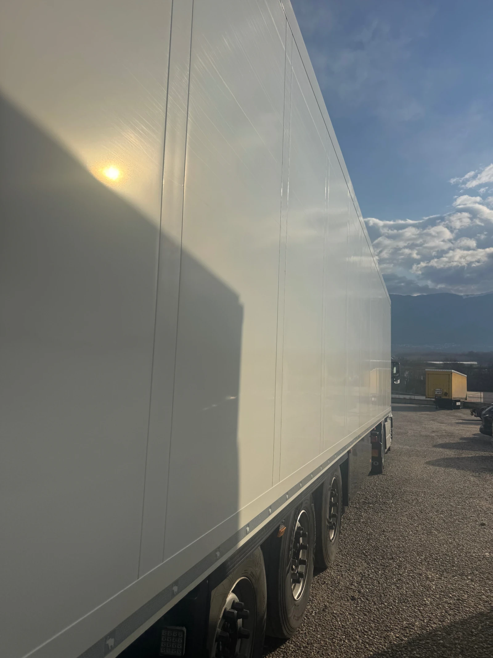 Полуремарке Schmitz, снимка 6 - Ремаркета - 53724081