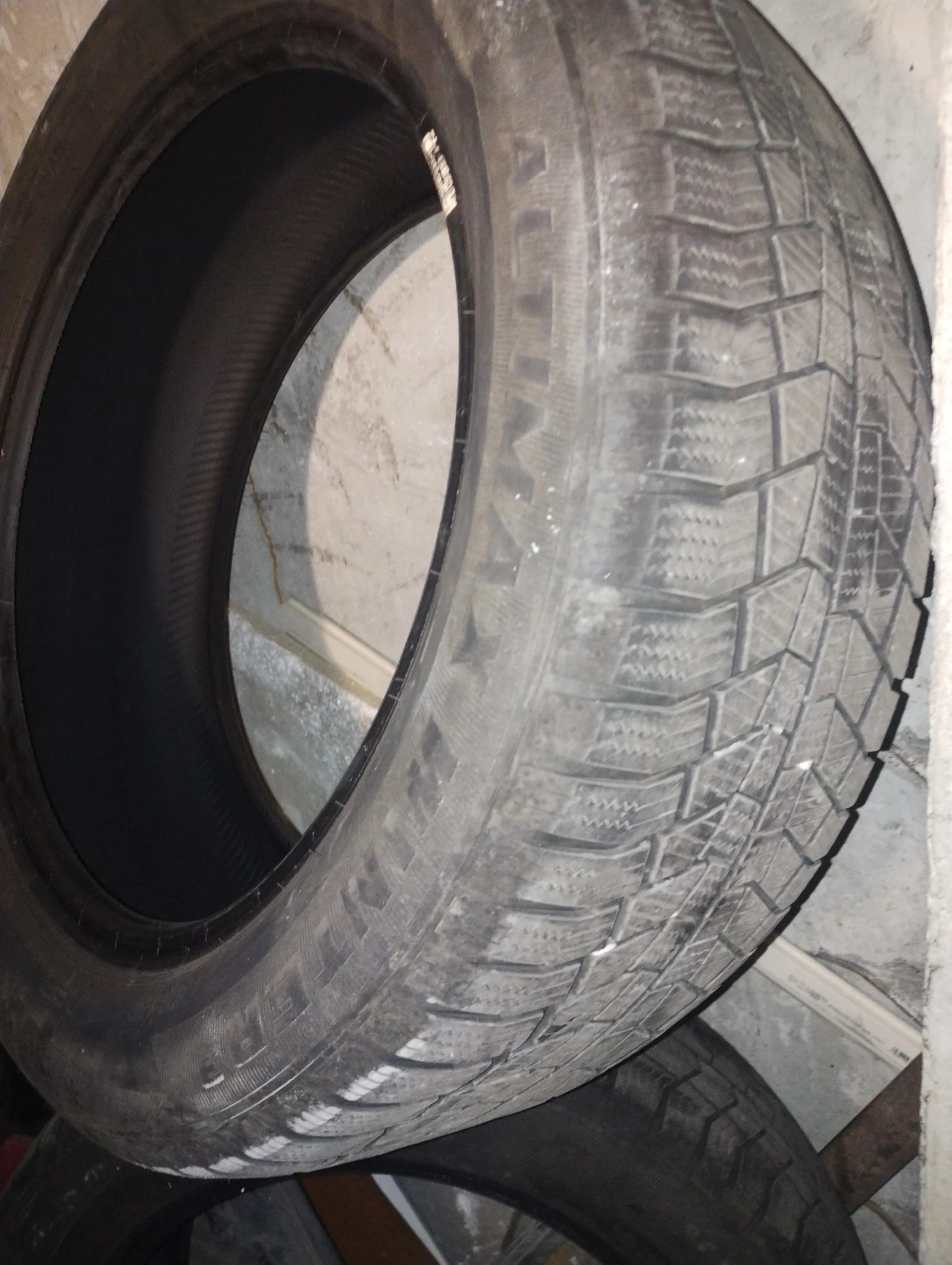  215/55R17 | Mobile.bg   3