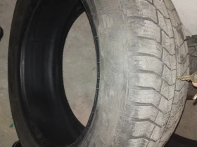 Гуми Зимни 215/55R17, снимка 2 - Гуми и джанти - 47900299