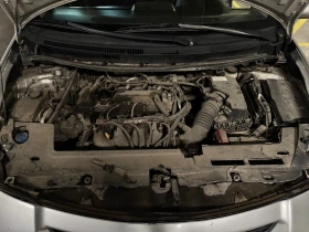 Toyota Auris 1.6 Газ/Бензин, снимка 10