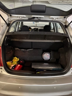 Toyota Auris 1.6 Газ/Бензин, снимка 5