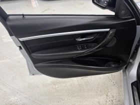 BMW 330 xDrive Sedan* АвтоКредит* (Цена до БГ) , снимка 9