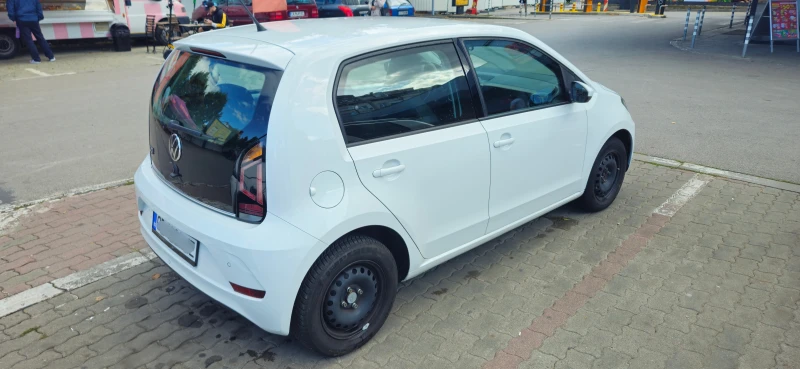 VW Up, снимка 4 - Автомобили и джипове - 47849059