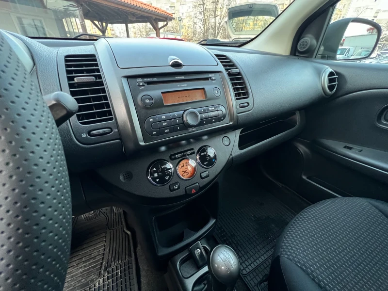 Nissan Note 1.4i 88к.с * Климатроник* * SECURA* , снимка 12 - Автомобили и джипове - 48759090