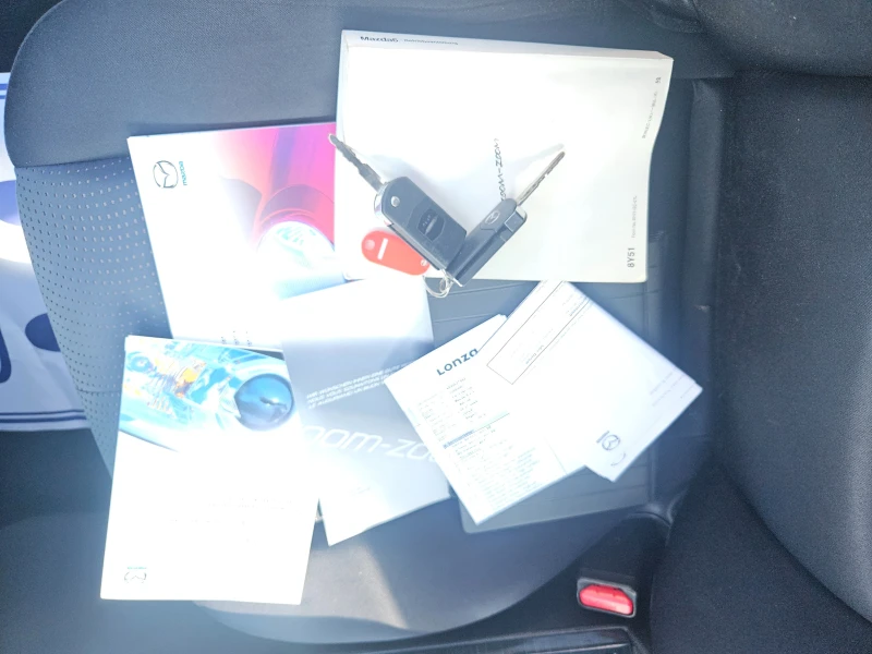 Mazda 6 2.0i/automat, снимка 12 - Автомобили и джипове - 51181089