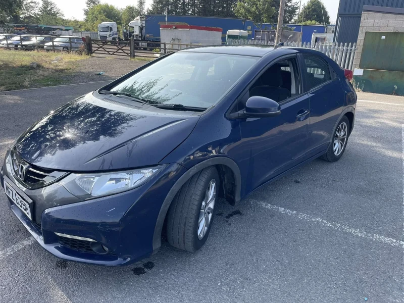 Honda Civic, снимка 3 - Автомобили и джипове - 52449525