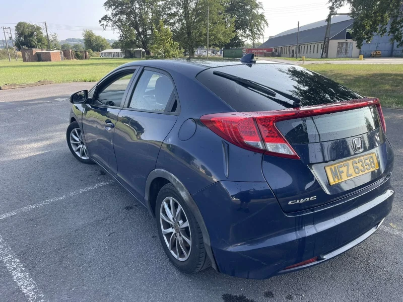 Honda Civic, снимка 6 - Автомобили и джипове - 52449525