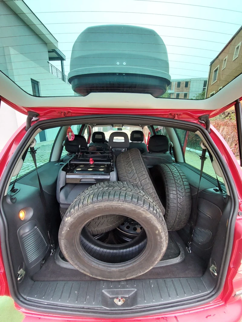 VW Sharan, снимка 14 - Автомобили и джипове - 52265653