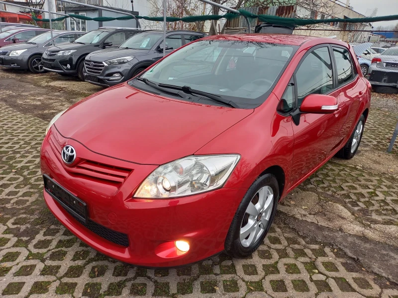 Toyota Auris  КАТО НОВА, FACELIFT, 163 Х.КМ, СЕРВ, КНИЖ, SOL 