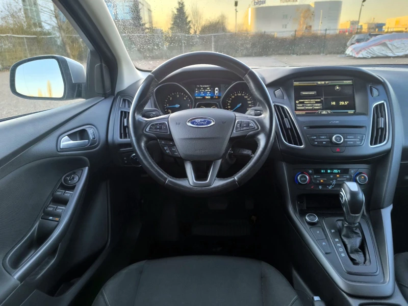 Ford Focus 2.0/Automat, снимка 8 - Автомобили и джипове - 53182508