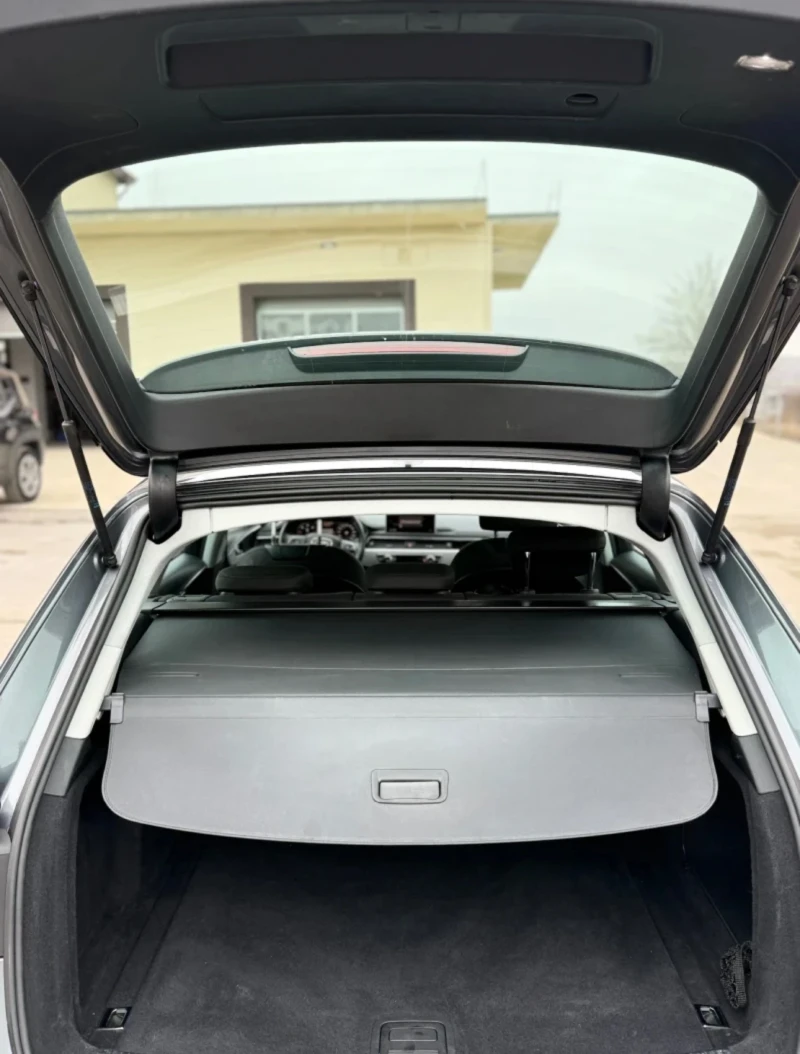 Audi A4 VIRTUAL! LANE ASSIST! DISTR!, снимка 10 - Автомобили и джипове - 53361221