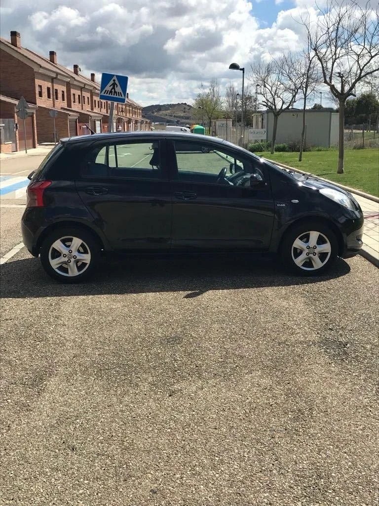 Toyota Yaris Sol, MMT, снимка 1 - Автомобили и джипове - 48807481