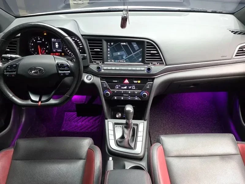 Hyundai Elantra, снимка 7 - Автомобили и джипове - 56724880