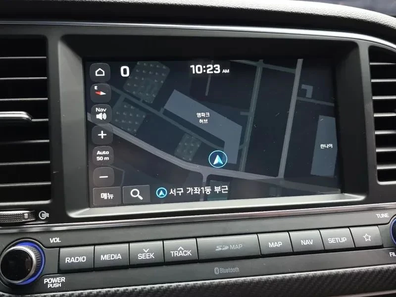 Hyundai Elantra, снимка 15 - Автомобили и джипове - 56724880