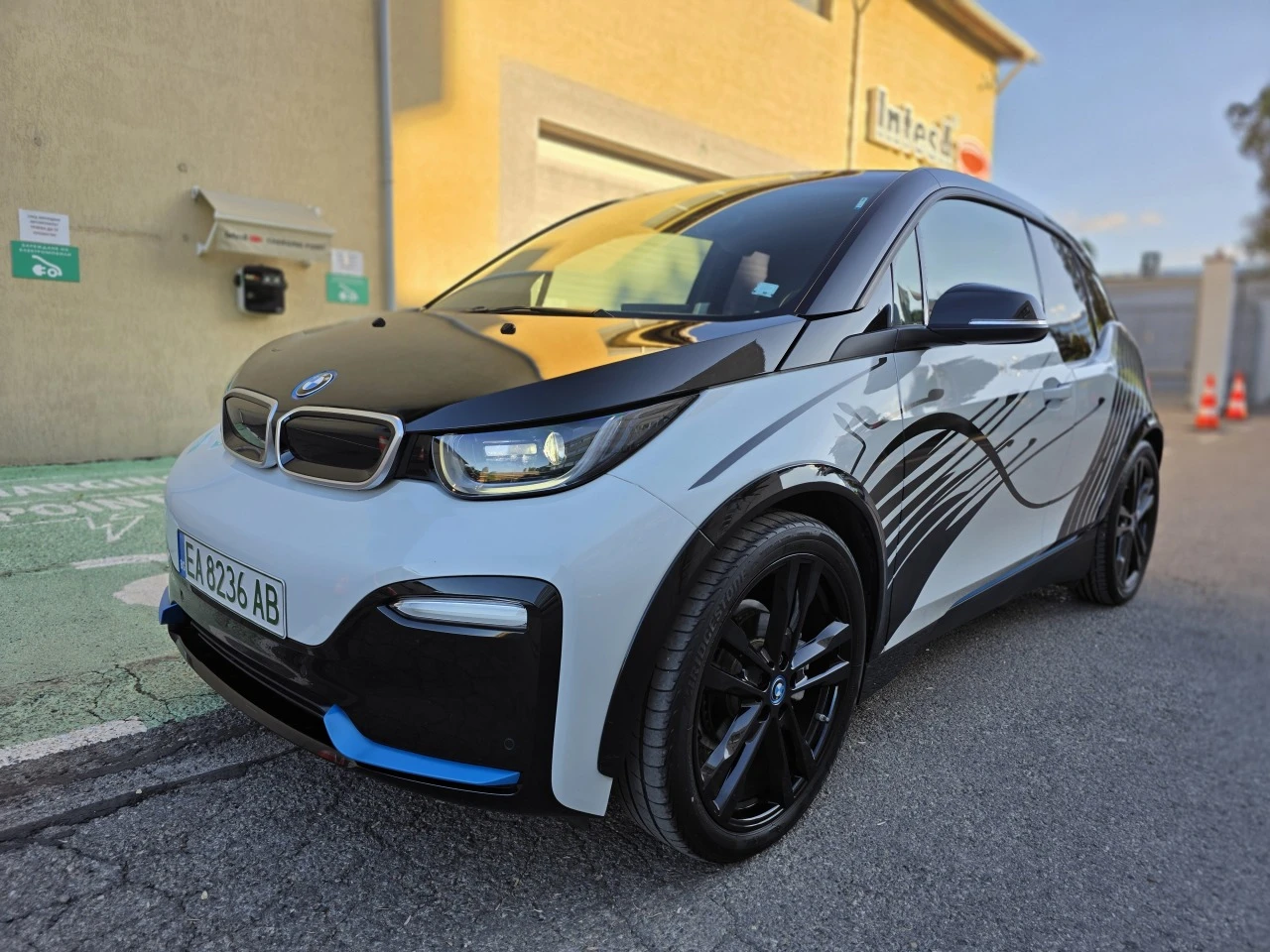 BMW i3 S120 42kw 184pc. Гаранция термо помпа , снимка 1